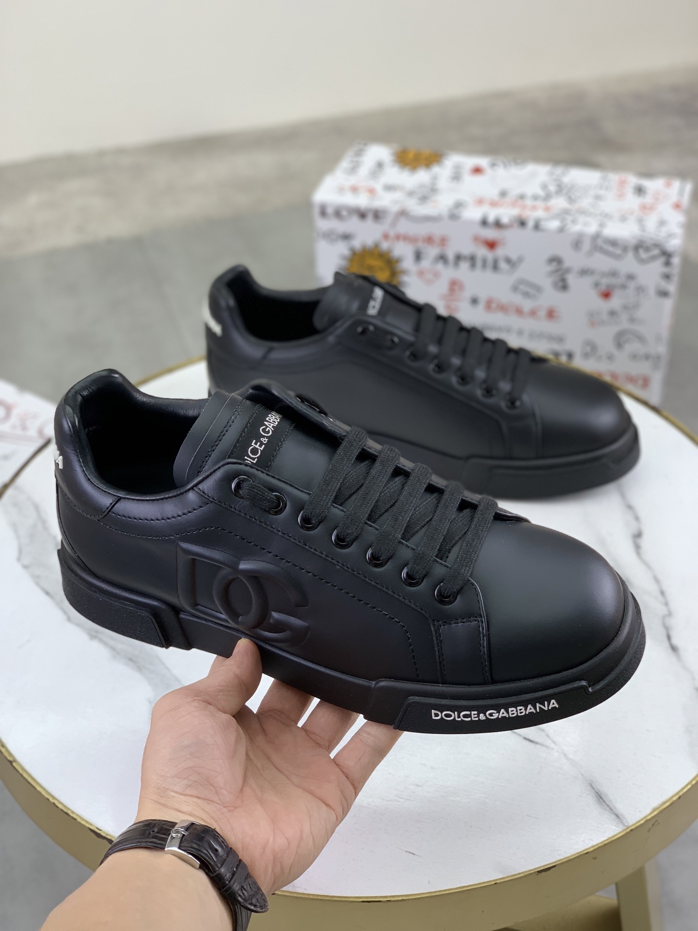 olce & Gabbana shoe